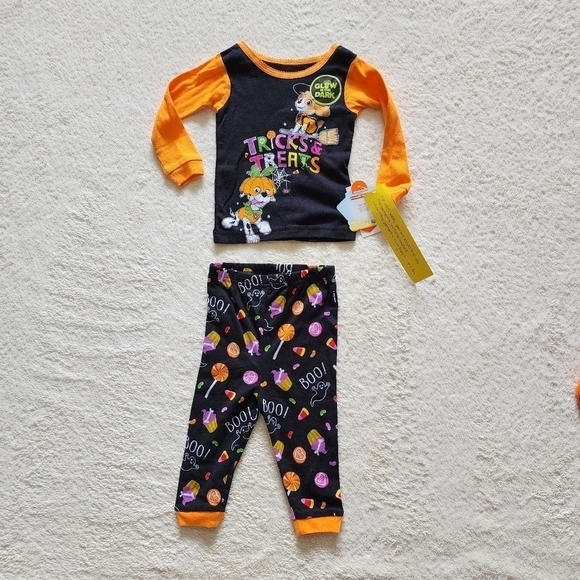New Halloween Paw patrol pajamas bundle size 12 months - Picture 4 of 4